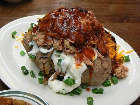 8 East Valley places to celebrate National Barbecue Month