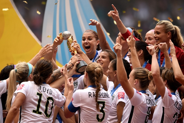 A Free Market in Soccer Would Pay Women More