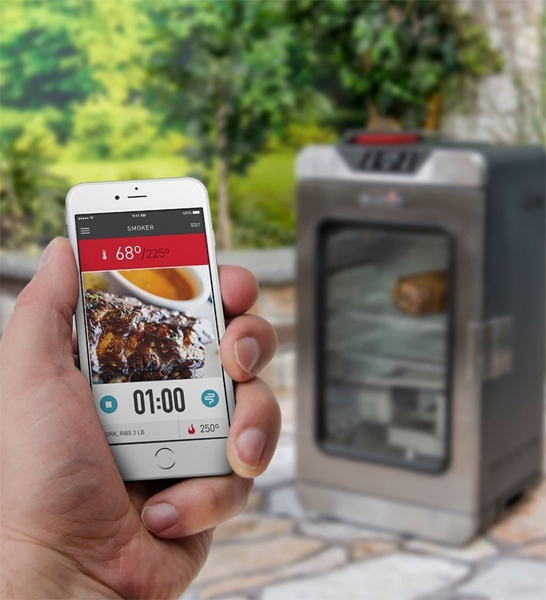 Char-Broil Can Make Thanksgiving Extra Happy with WiFi-Capable Smokers