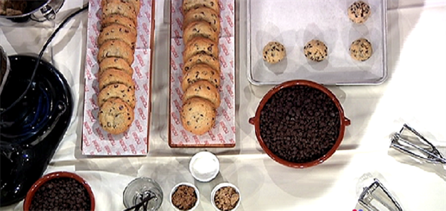 Celebrate National Chocolate Chip Day With Cookies