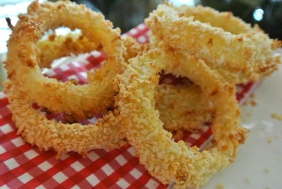 5 Ways to Celebrate National Onion Rings Day