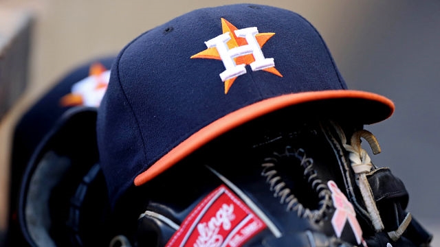 National Hat Day: Astros, Brewers Among Some Of MLB's Best Hats (Photos)
