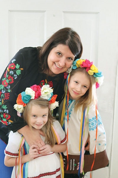 Girl Scout troop honors Ukraine at World Thinking Day