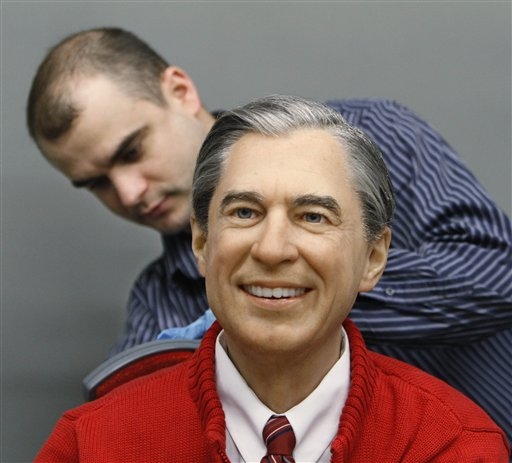 Volunteer 'Won't You Be My Neighbor Day' promoted to honor Mister Rogers