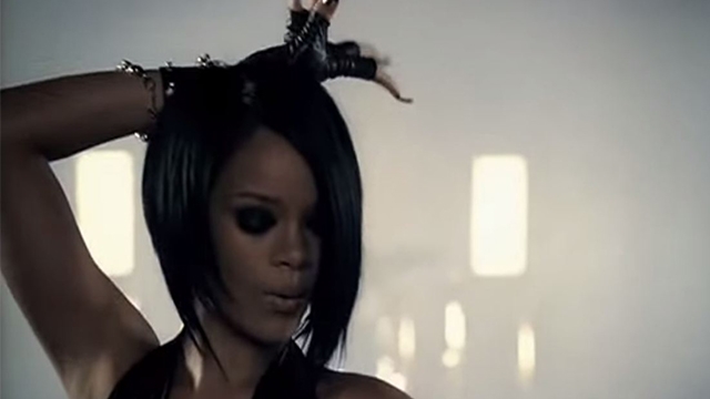 9 Most Amazing Moments From Rihanna's 'Umbrella' Music Video