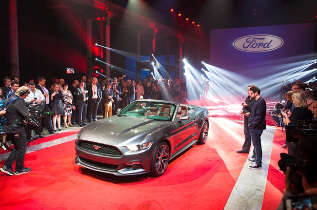 Quick Peek at the 2015 Ford Mustang Convertible at NYC Reveal