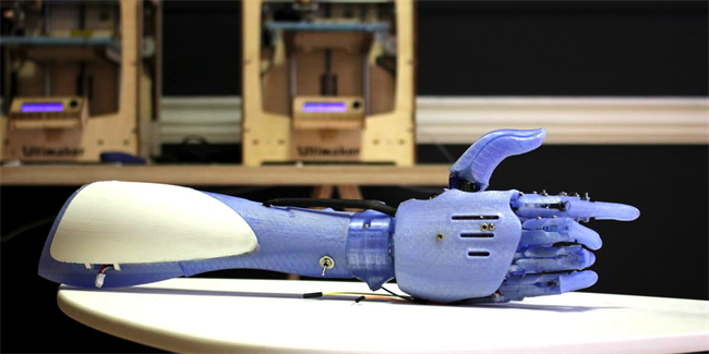 Reddit Users Gather to 3D Print a Weightlifting Prosthesis for Recent Amputee